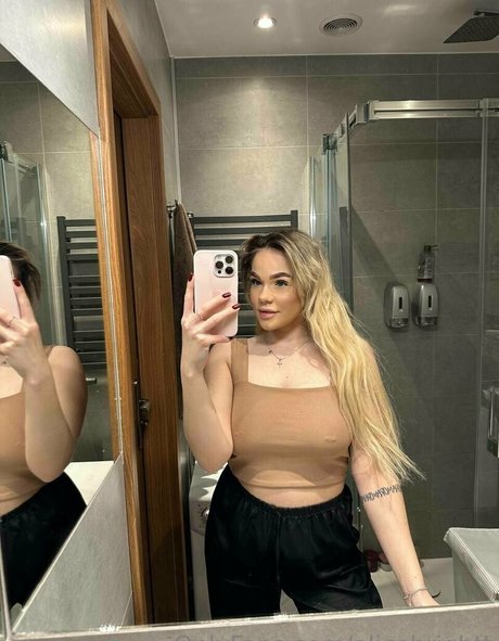 Nacktes geleaktes OnlyFans-Foto von April007free