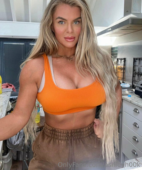 Nacktes geleaktes OnlyFans-Foto von Ashleyyyxxxxx