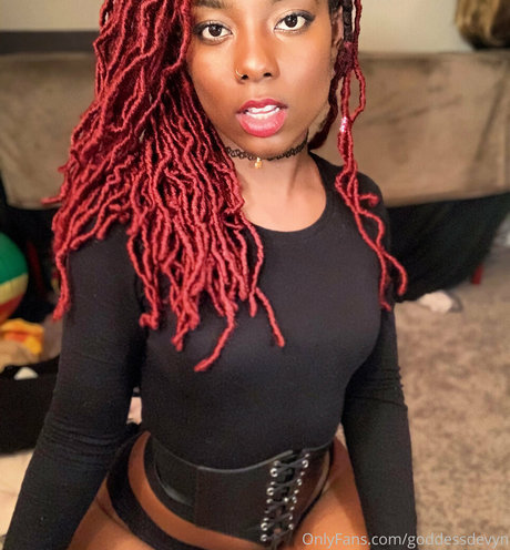 Nacktes geleaktes OnlyFans-Foto von Goddessdevyn