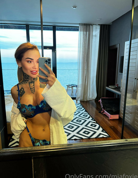 Miafoxybae