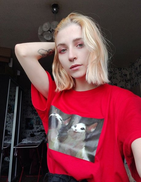 Mia Synaeva