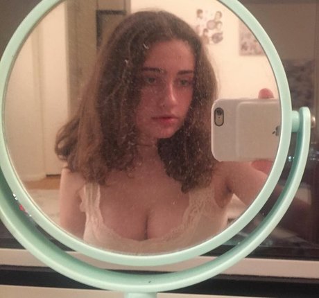 Nacktes geleaktes OnlyFans-Foto von Rachel Sennott