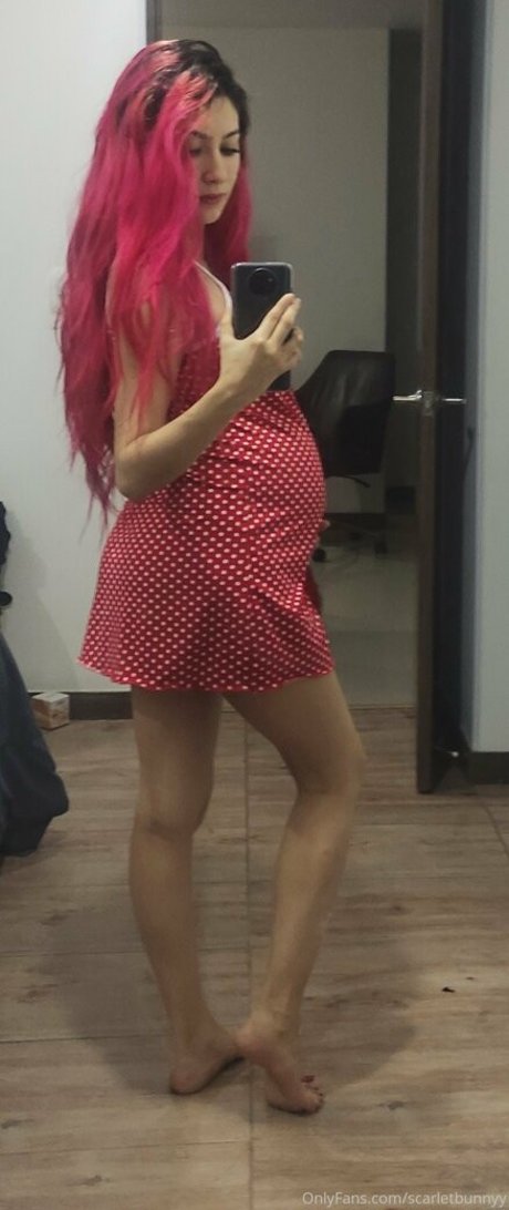 Nacktes geleaktes OnlyFans-Foto von Scarletbunnyy