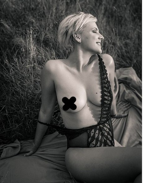 Nacktes geleaktes OnlyFans-Foto von Puredee