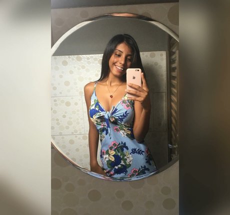 Nacktes geleaktes OnlyFans-Foto von Maria Gabriela