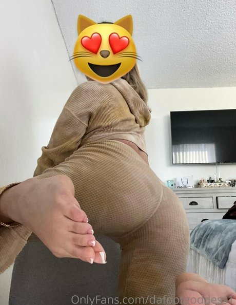 Nacktes geleaktes OnlyFans-Foto von Dafootgoddess1
