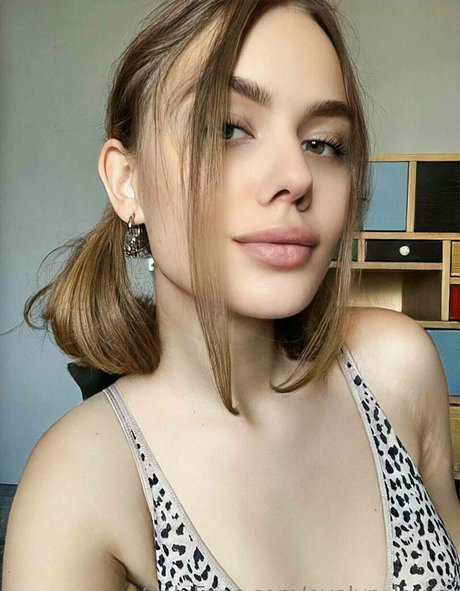 Nacktes geleaktes OnlyFans-Foto von Evelynlovve