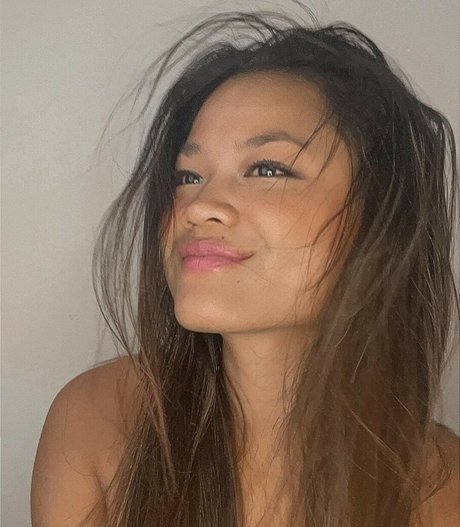 Nacktes geleaktes OnlyFans-Foto von Sweetestkiwi