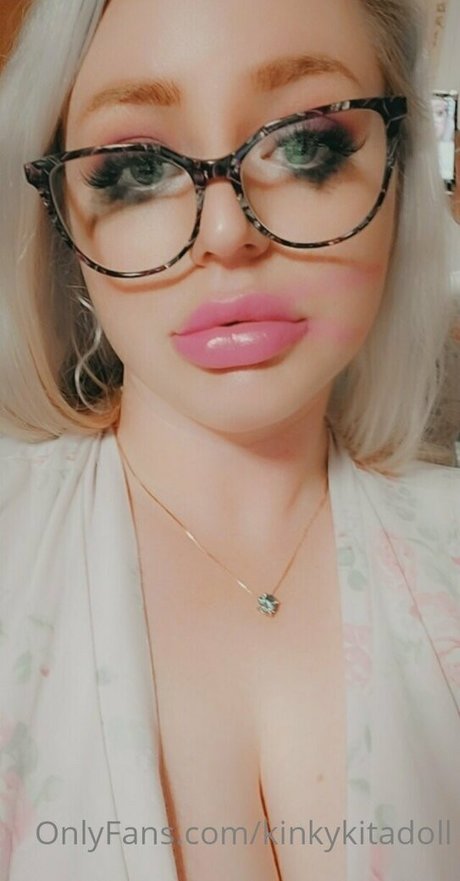 Nacktes geleaktes OnlyFans-Foto von Kinkykitadoll