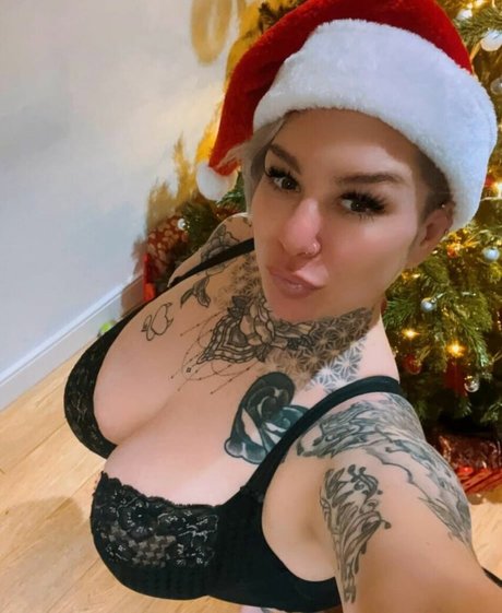 Nacktes geleaktes OnlyFans-Foto von Katiesummer222