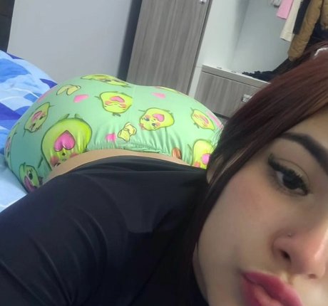 Nacktes geleaktes OnlyFans-Foto von Roxana Ct