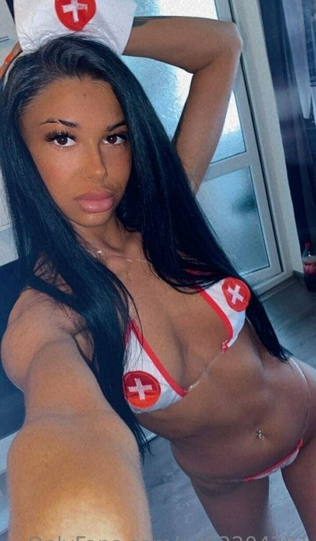 Nacktes geleaktes OnlyFans-Foto von Redelissa