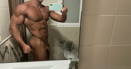 Nacktes geleaktes OnlyFans-Foto von Cultofapollo