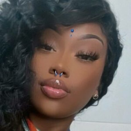 Nacktes geleaktes OnlyFans-Foto von Kcurieuse