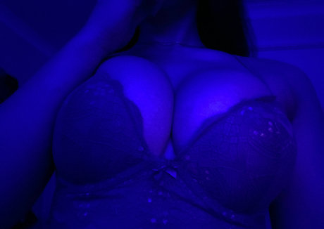 Onlymamixo