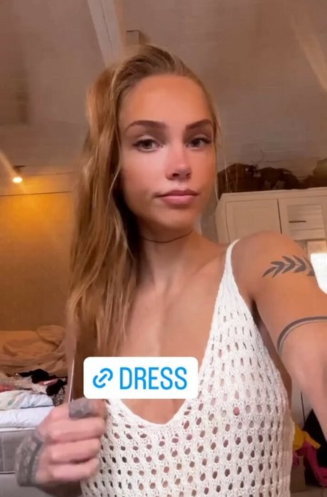 Nacktes geleaktes OnlyFans-Foto von Svagtillstark
