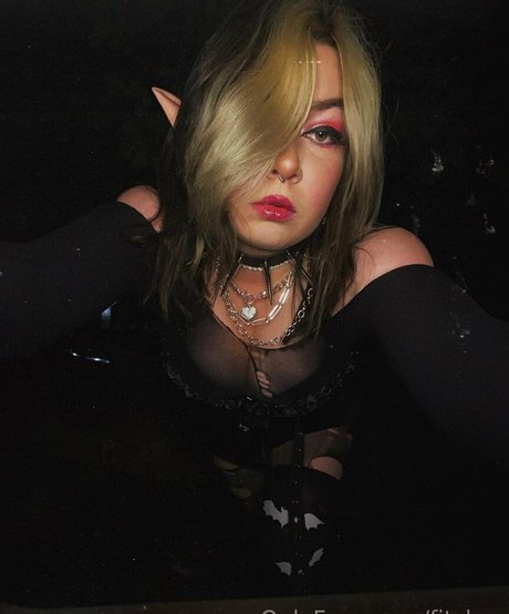 Nacktes geleaktes OnlyFans-Foto von Kazfiona