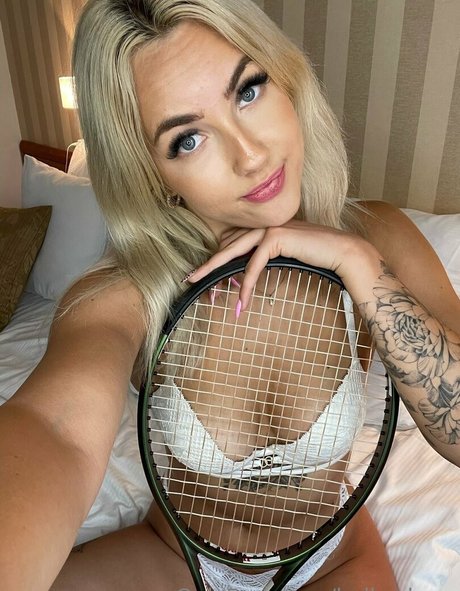 Nacktes geleaktes OnlyFans-Foto von Bellaslaws