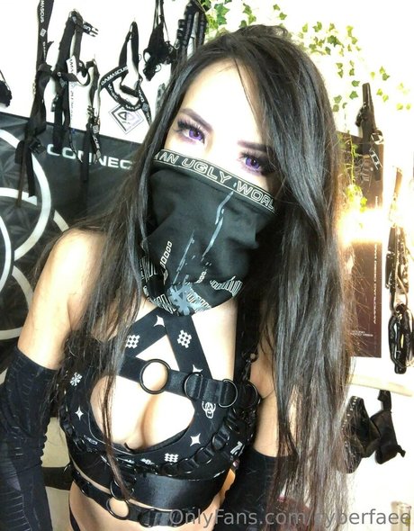 Cyberfaee