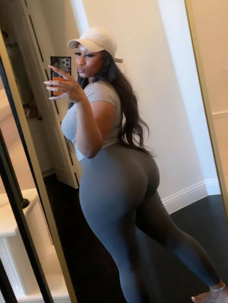 Nacktes geleaktes OnlyFans-Foto von Itsteedy