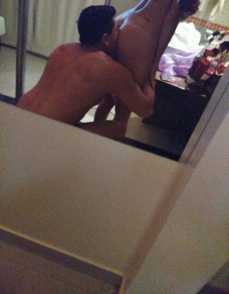 Hotwify1