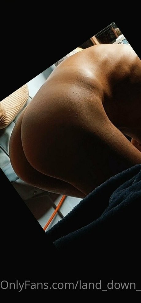 Nacktes geleaktes OnlyFans-Foto von Landdownundergal