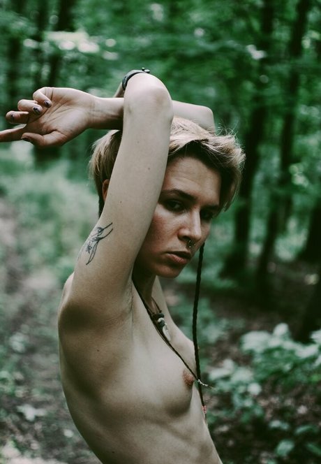 Nacktes geleaktes OnlyFans-Foto von Alisa Volkova