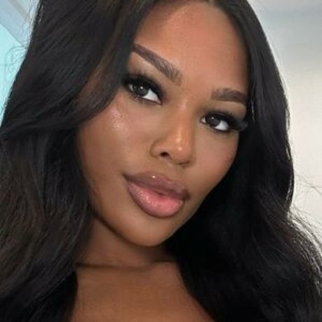 Nacktes geleaktes OnlyFans-Foto von Aubree Rene