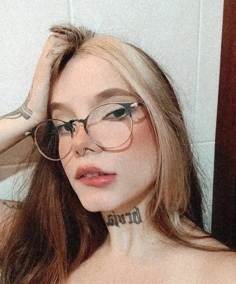 Nacktes geleaktes OnlyFans-Foto von Gabi Staniak