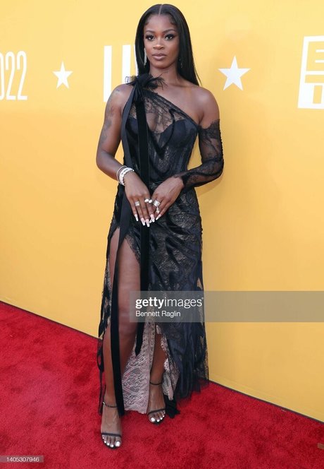 Ari Lennox