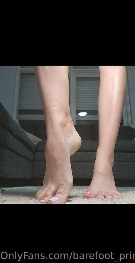 Nacktes geleaktes OnlyFans-Foto von Barefootprincess1922