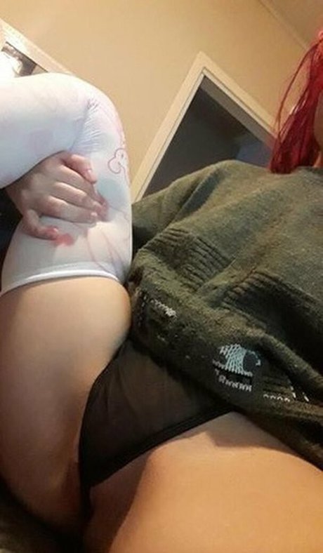 Nacktes geleaktes OnlyFans-Foto von Thalyasilvax