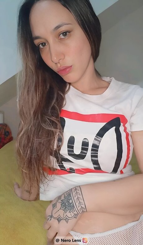 Nacktes geleaktes OnlyFans-Foto von Melani Poisa
