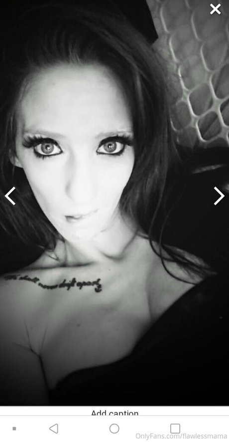 Nacktes geleaktes OnlyFans-Foto von Flawlessmama