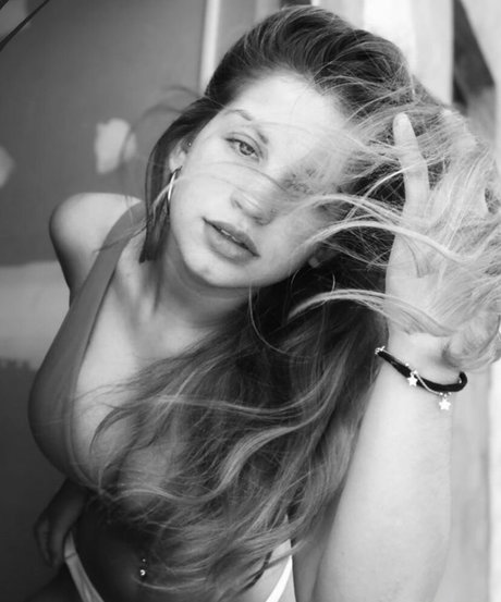 Nacktes geleaktes OnlyFans-Foto von Abbylamaison