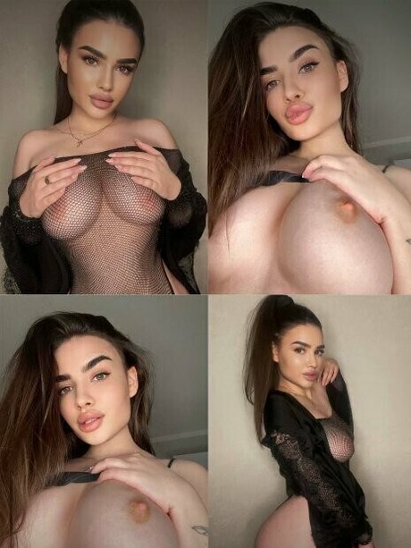 Playfulhousewife