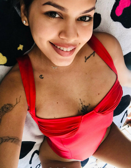 Nacktes geleaktes OnlyFans-Foto von Oliviajones2