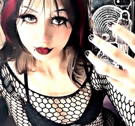 Nacktes geleaktes OnlyFans-Foto von Zirakillz