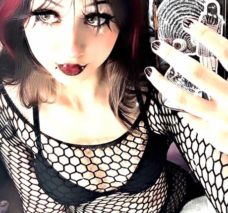 Nacktes geleaktes OnlyFans-Foto von Zirakillz