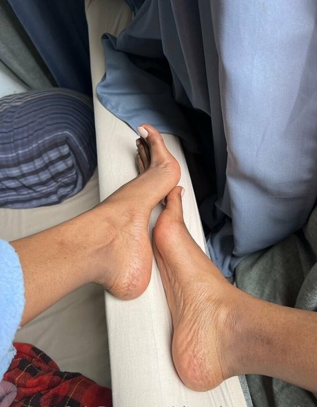Chocolatefeetbabe