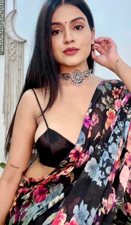 Nidhi Chaudhary