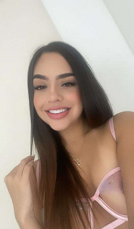 Nacktes geleaktes OnlyFans-Foto von Emsexylips