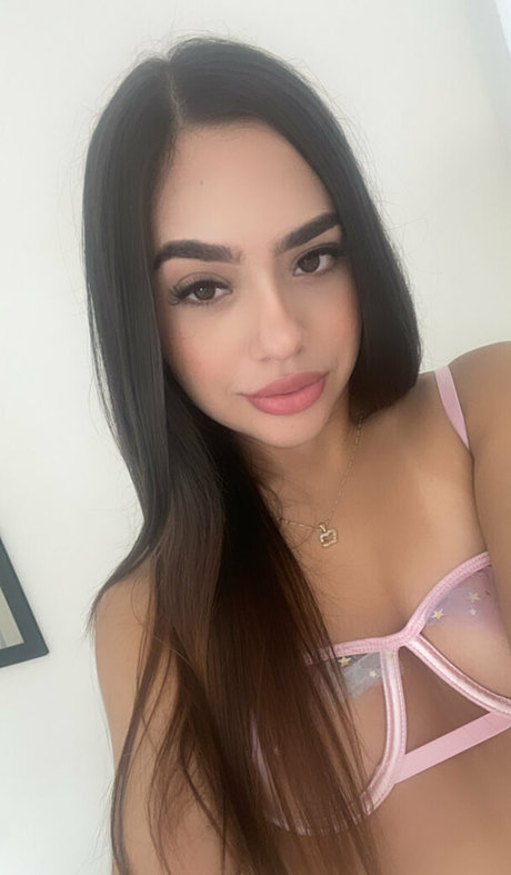 Nacktes geleaktes OnlyFans-Foto von Emsexylips