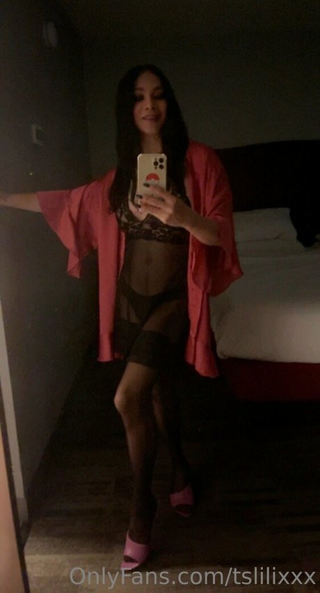 Nacktes geleaktes OnlyFans-Foto von Tslilixxx