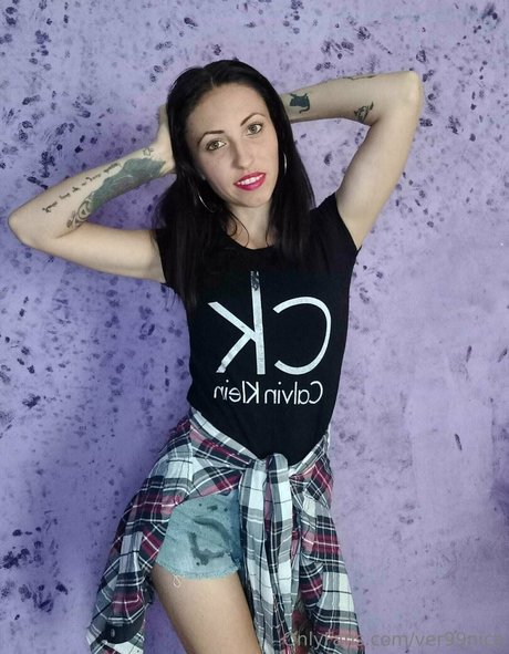 Nacktes geleaktes OnlyFans-Foto von Ver99nica