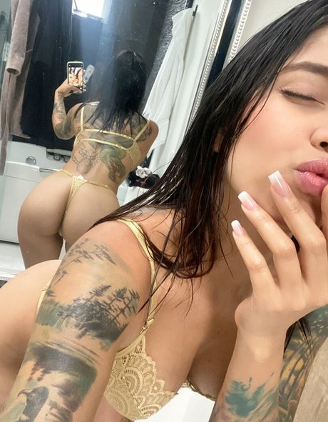 Nacktes geleaktes OnlyFans-Foto von Jenn Muriel