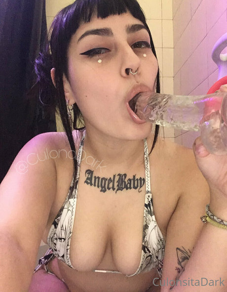 Nacktes geleaktes OnlyFans-Foto von Culonadark