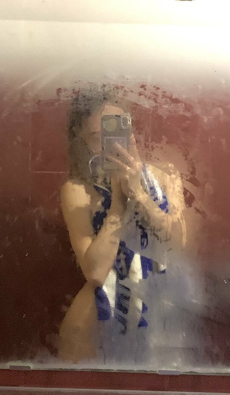 Nacktes geleaktes OnlyFans-Foto von Cookieshh