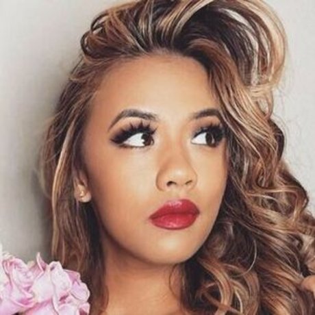 Nacktes geleaktes OnlyFans-Foto von Tiffany Tran