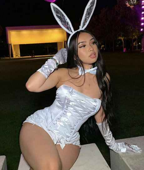 Nacktes geleaktes OnlyFans-Foto von Julianarmah